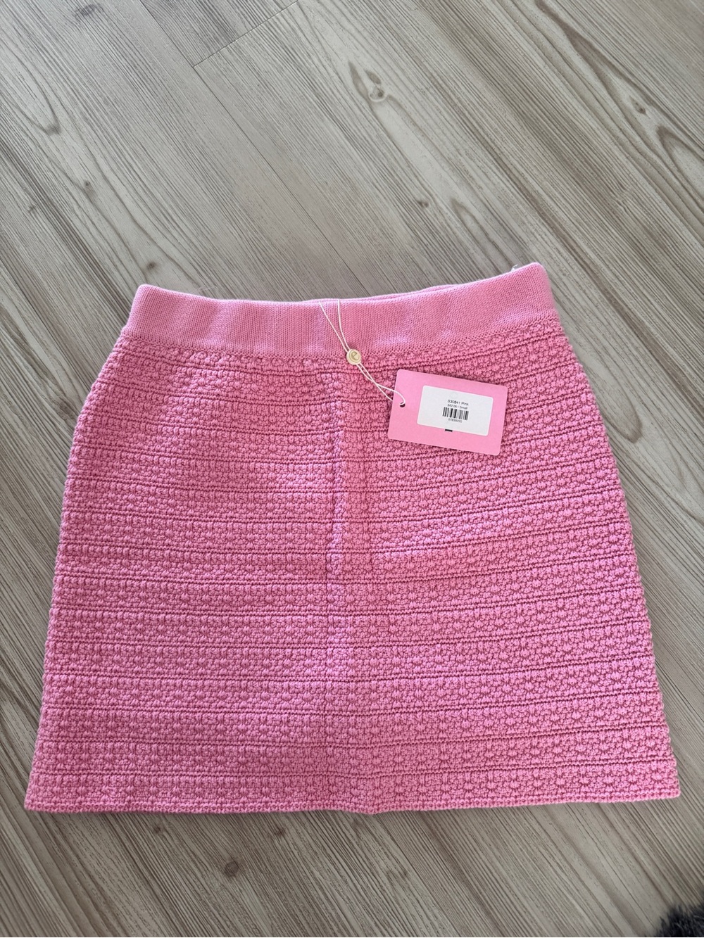 entro Pink Textured Mini Skirt